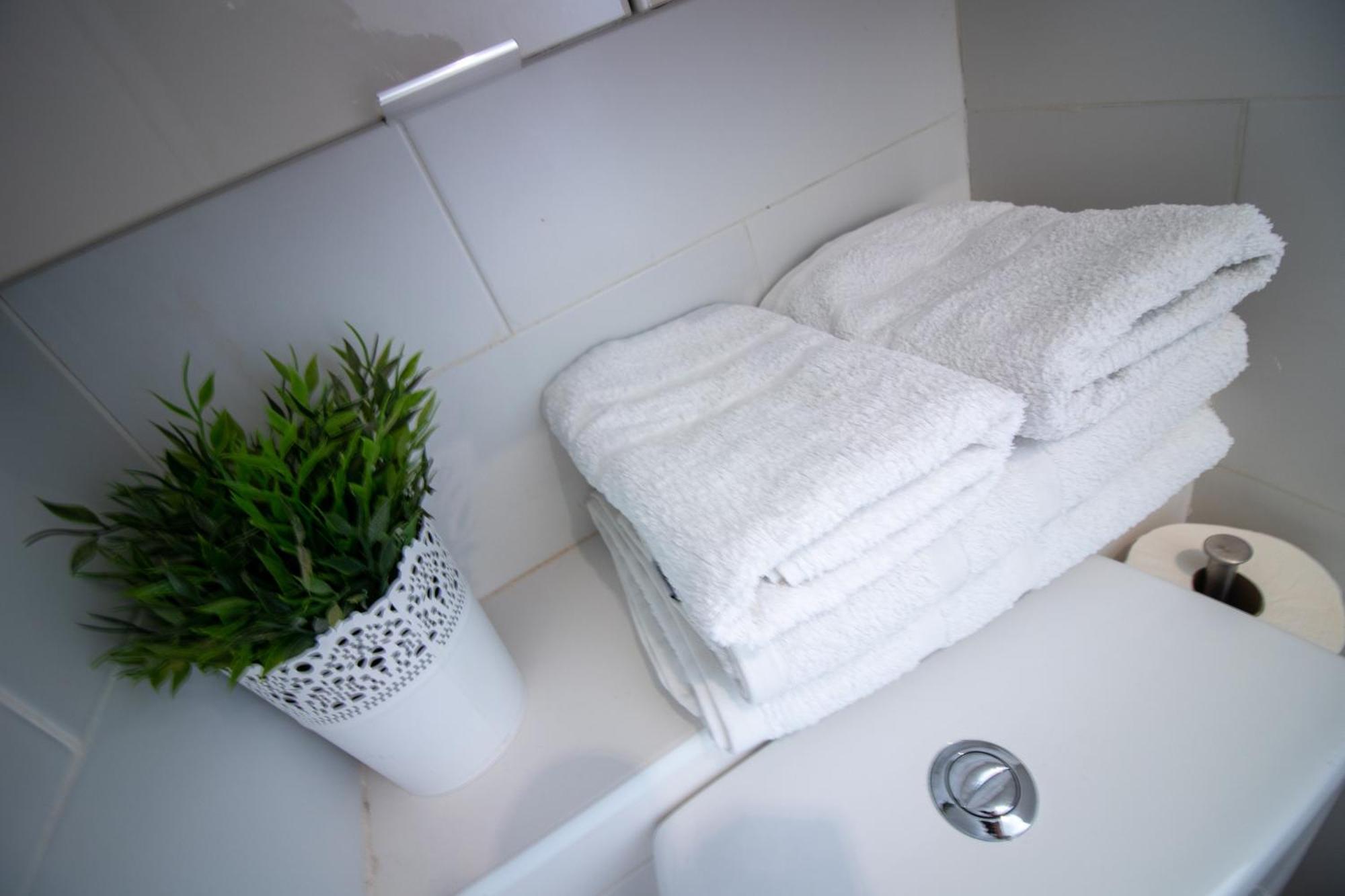 Apartamento Moderno En El Centro De Granada - Mititilla Ngoại thất bức ảnh